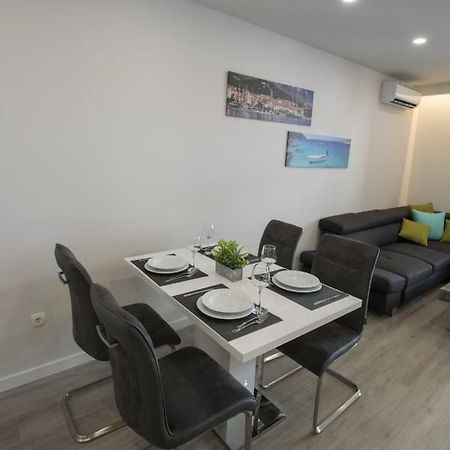 Lux Apartman Antonija Макарска Екстериор снимка